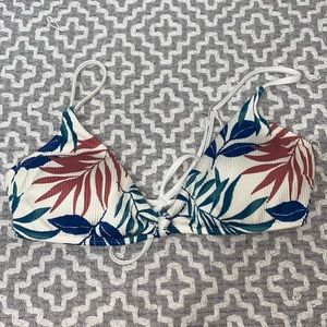 Hollister ribbed bikini top